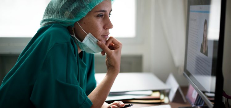 Online workplace violence prevention course for nurses.